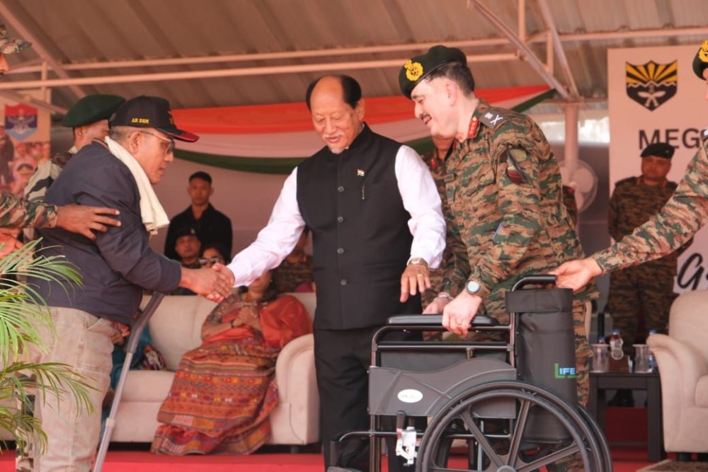 Nagaland Chief Minister Neiphiu Rio and GOC Spear Corps Lt Gen Abhijit S Pendharkar and others during a Joint Mega Ex-Servicemen Rally held at Rangapahar Military Station, Dimapur on February 12.